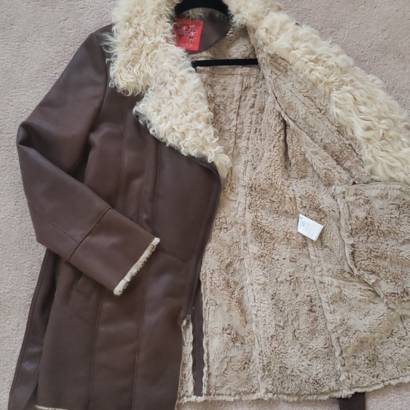 an artificial Mustang jacket - Picture 3 of 4